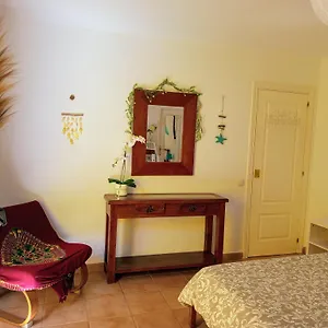 shangrila-guesthouse.in-canary-islands.com/